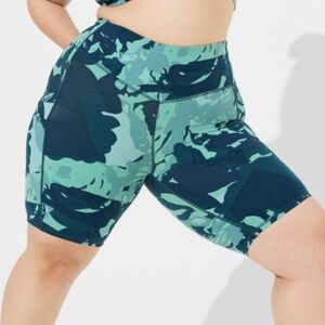 Torrid - Performance Core 9 Inch Teal Active Bike Short - 4X